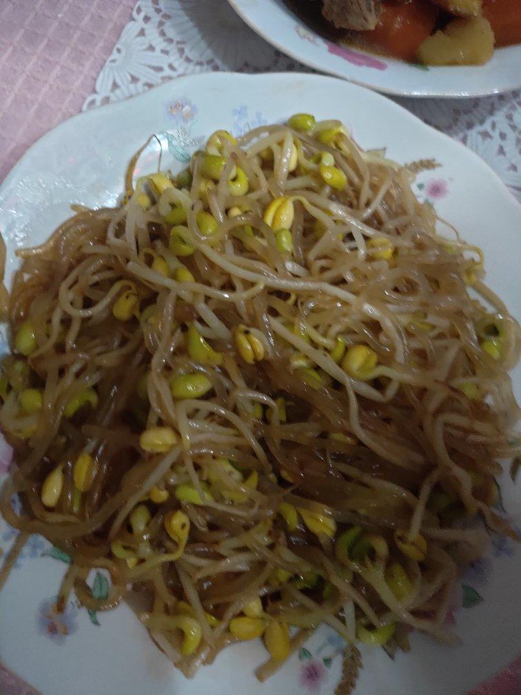 黄豆芽炒粉条