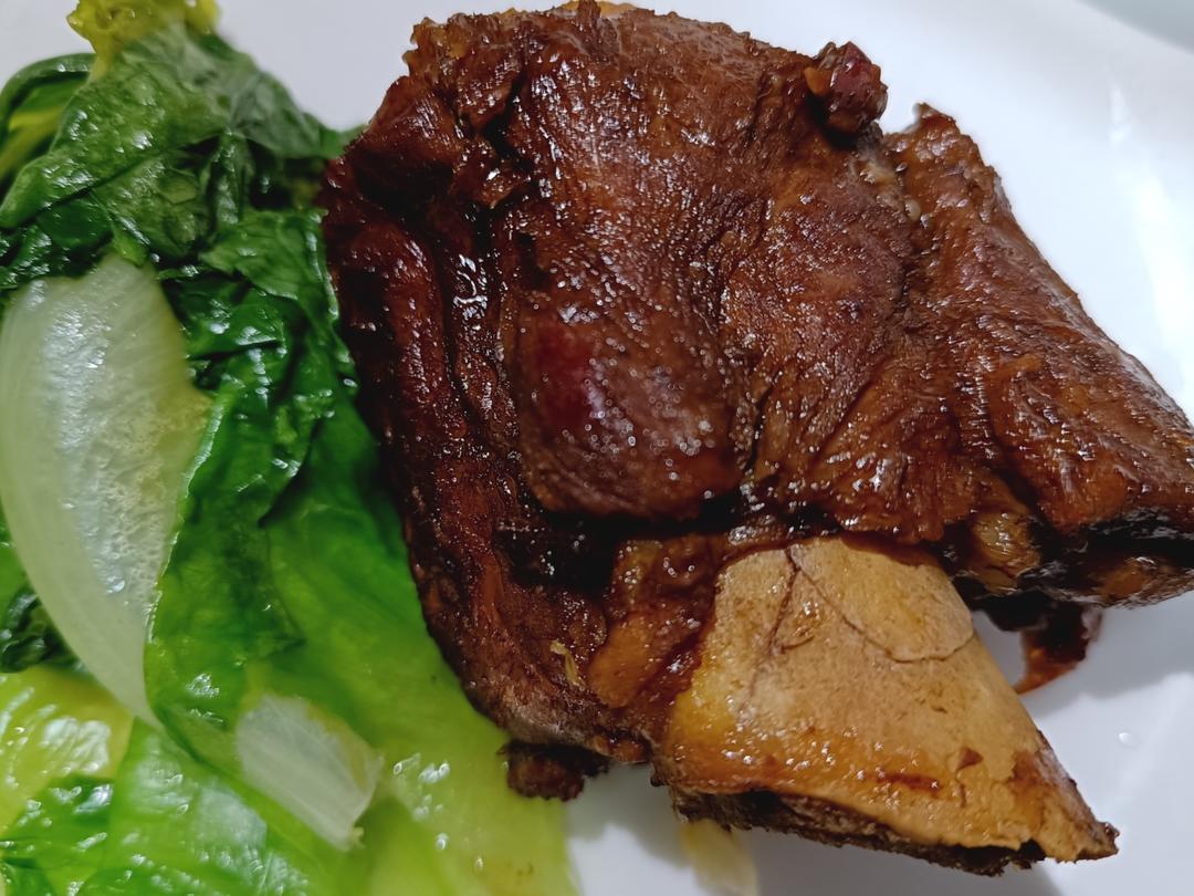 堂妈小厨——酱大棒骨