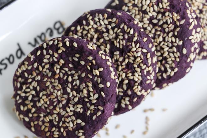 无糖无油奶香紫薯芝麻饼，低卡低脂健康美味的做法