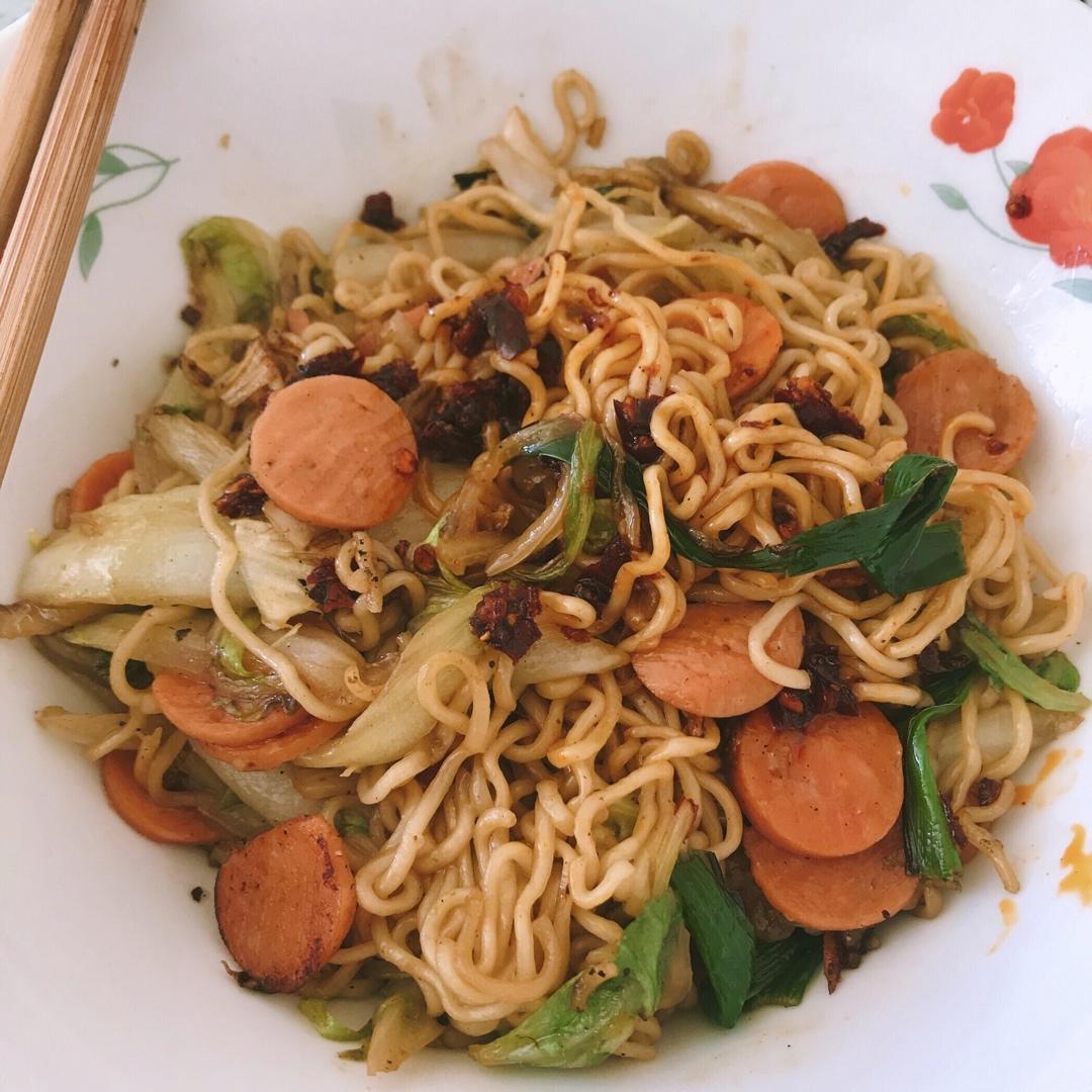 夜市炒泡面明细版