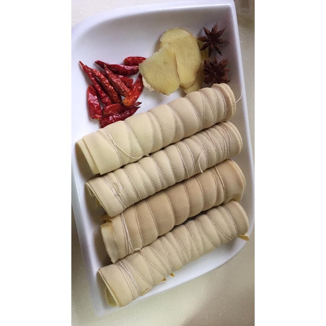 堂妈教你做香辣豆皮卷