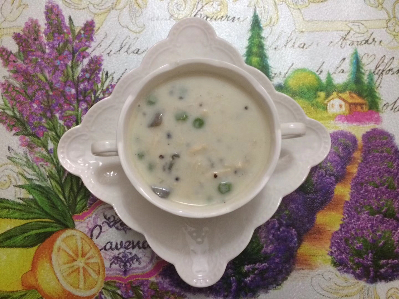 西式浓汤（美味低卡版）-鸡茸蘑菇忌廉汤