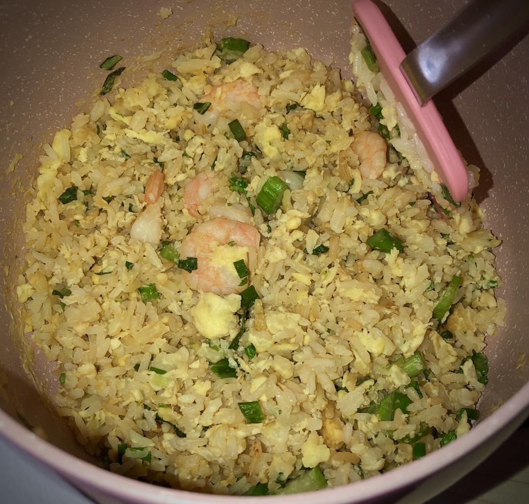 虾仁蛋炒饭