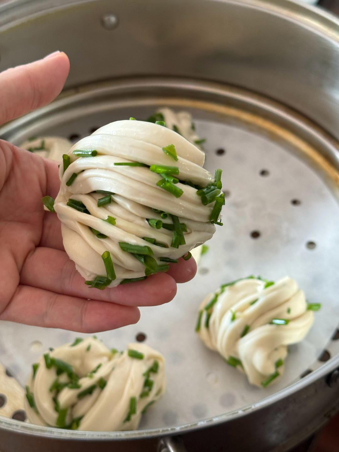 葱油花卷 Steamed Roll