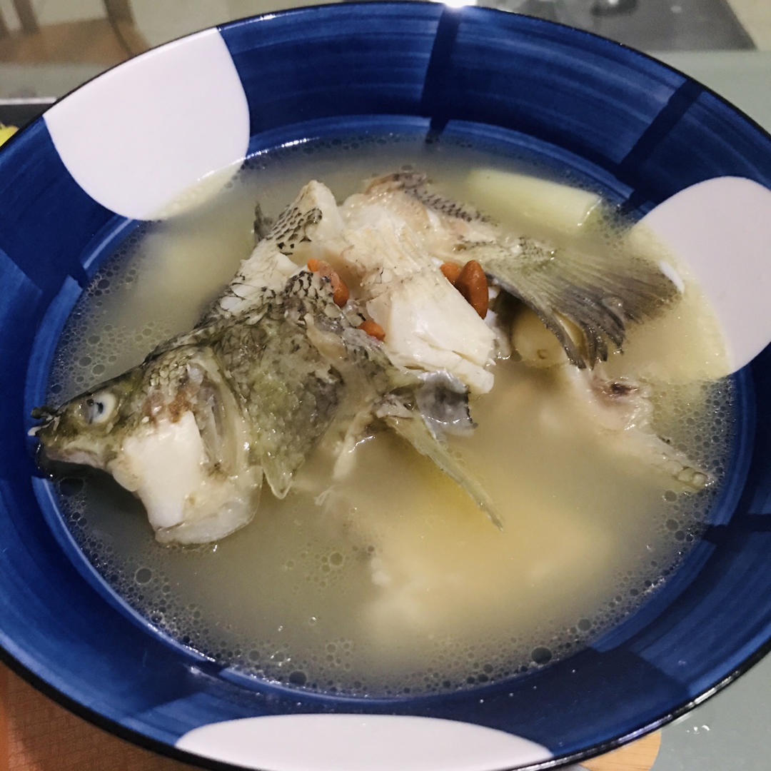 免疫力低下、有伤口，鲈鱼汤喝起来