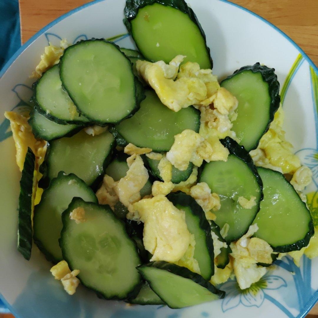 黄瓜炒鸡蛋 （青瓜炒鸡蛋）
