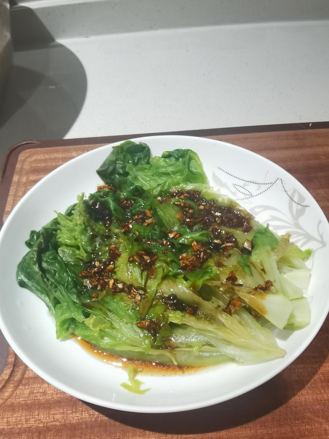 白灼生菜