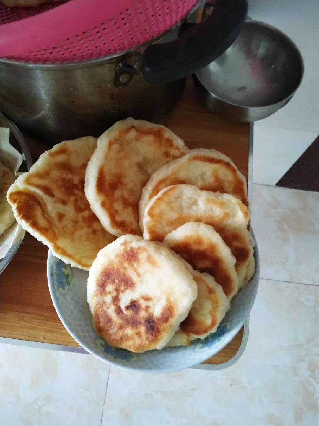 超宣软的发面饼