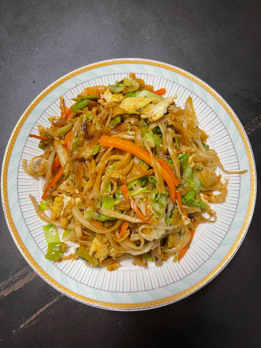 夜市超火的炒饼丝，原来这么简单，一分钟轻松学会