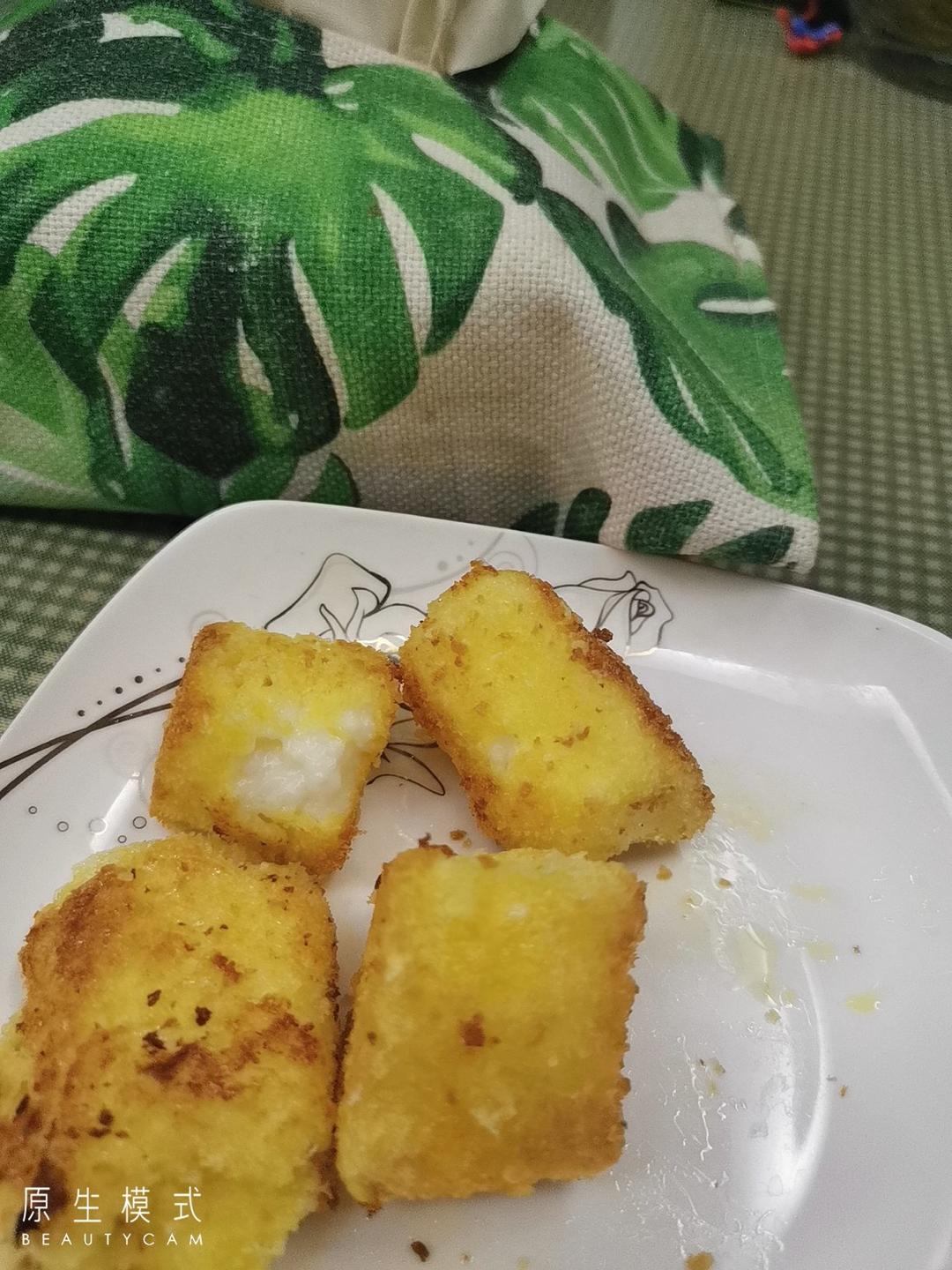 【脆皮炸鲜奶】