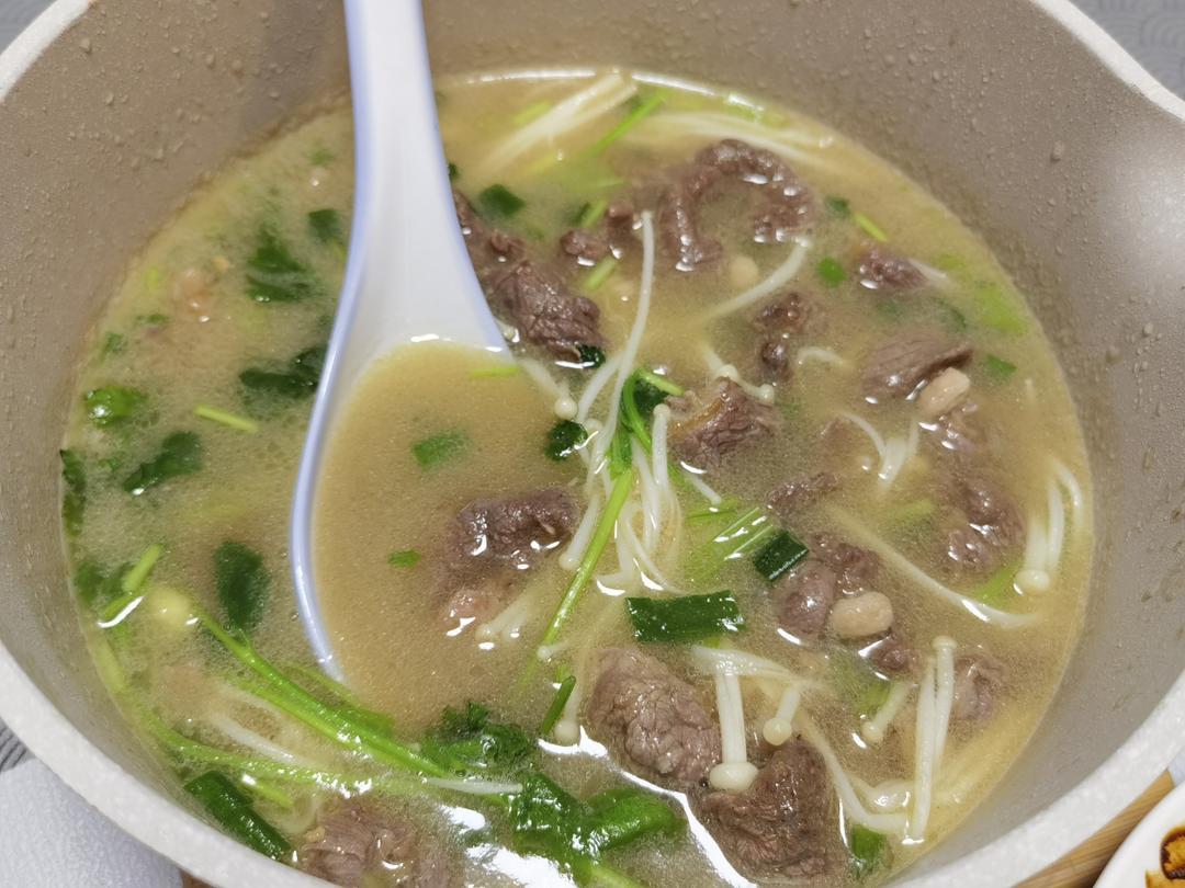 牛肉羹滑牛肉汤