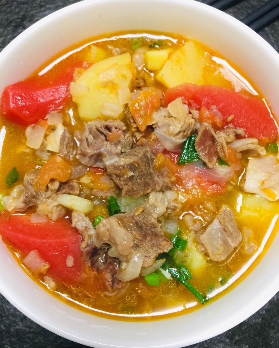 【番茄土豆炖牛腩】