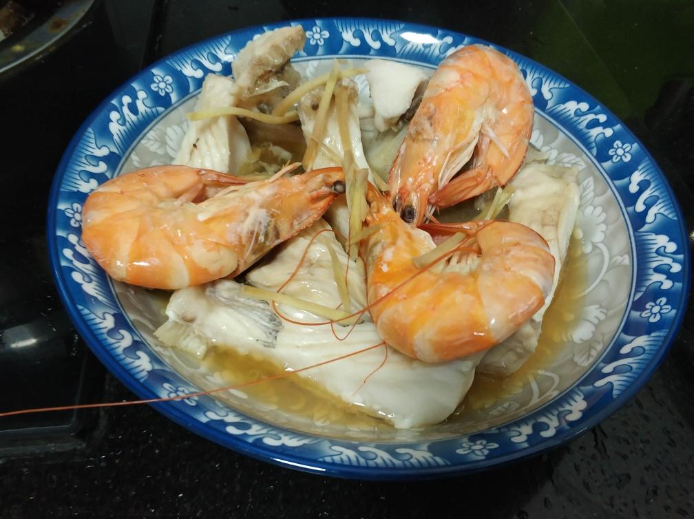 海虾蒸鱼腩的做法