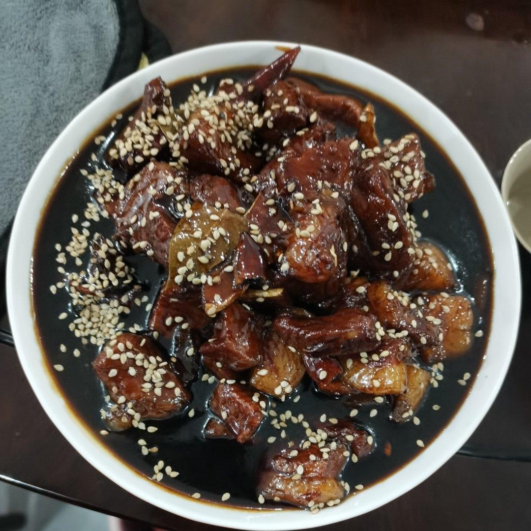 不焯水不放油的家常红烧肉