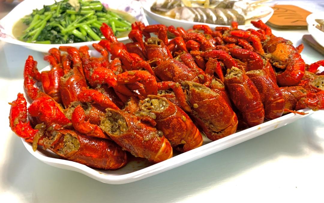 麻辣小龙虾