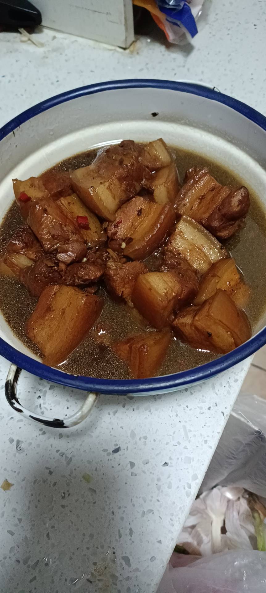 不焯水不放油的家常红烧肉