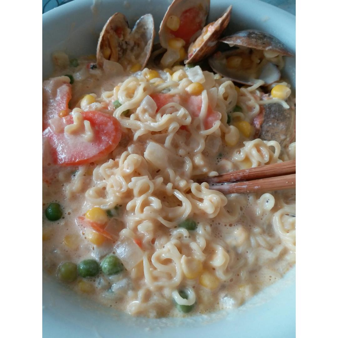 牛奶芝士方便面简易Pasta