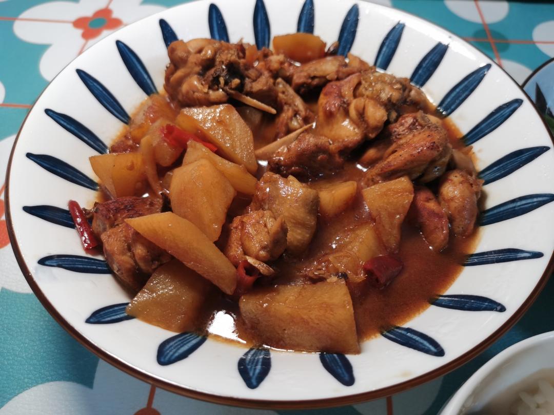 鸡腿炖土豆 上桌秒空盘 汤都喝干了！