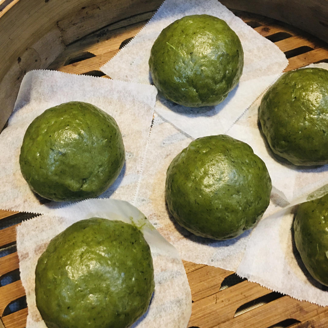 清明必吃的艾草青团
