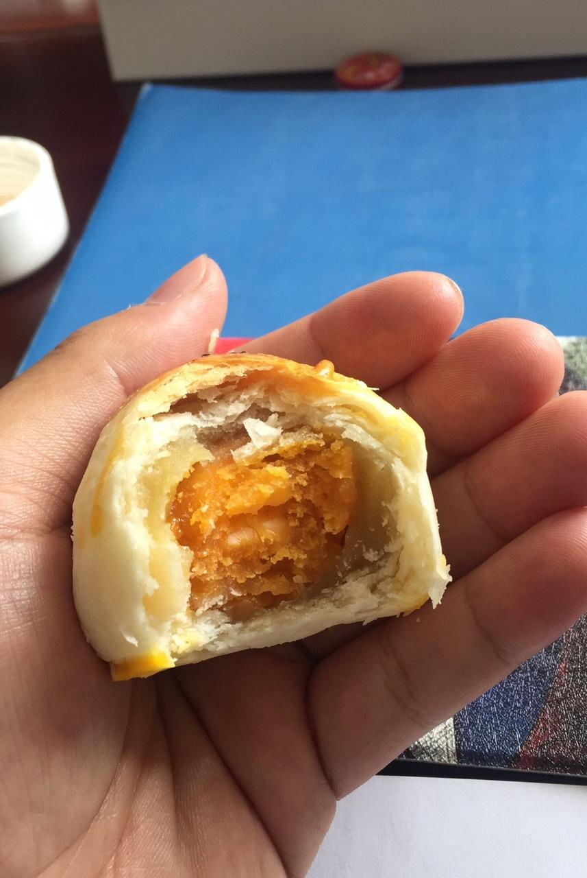 蛋黄酥