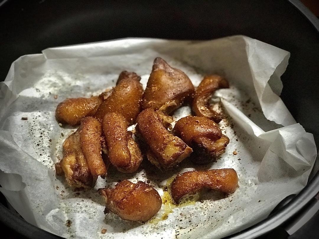 香酥烤猪蹄