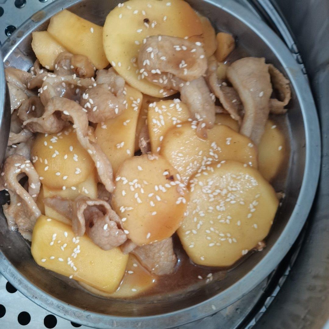 蘋果炒豬頸肉