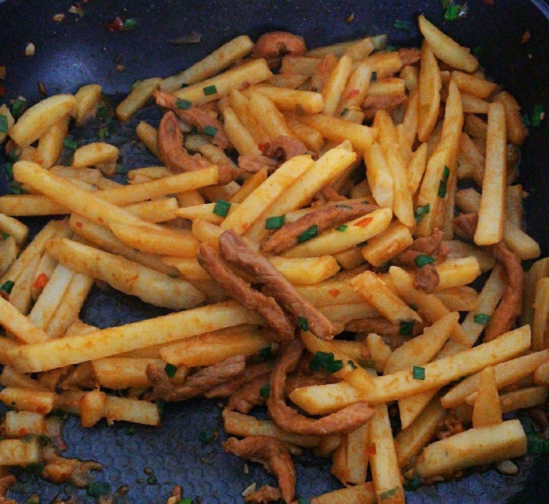 土豆丝炒肉肉