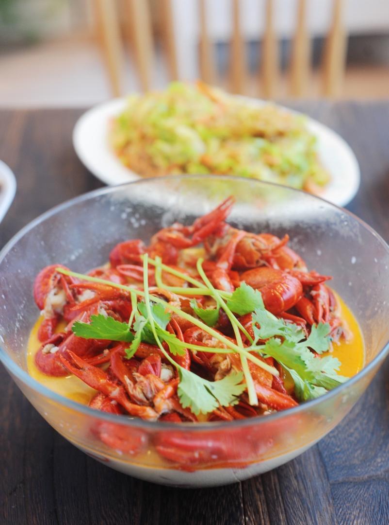 药膳小龙虾