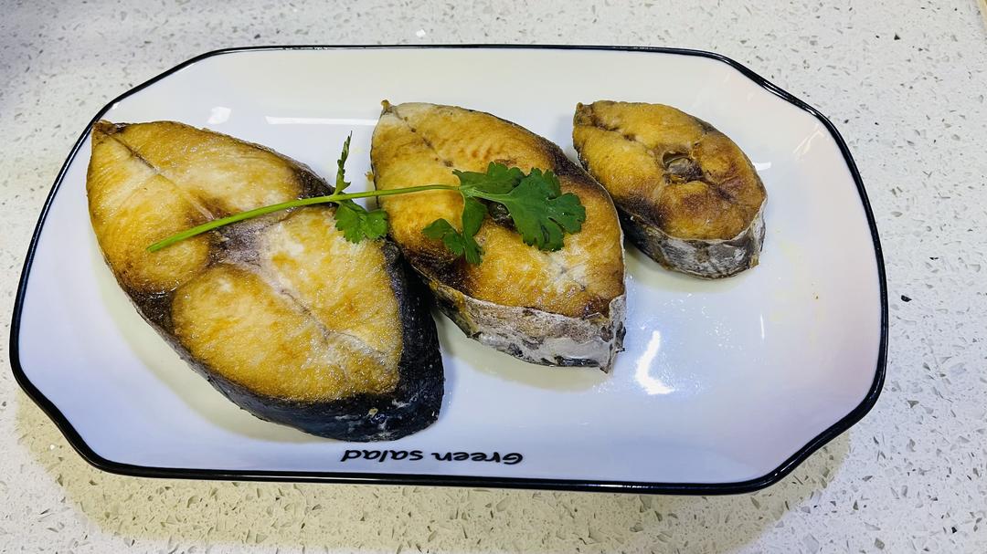 【香煎马鲛鱼的做法步骤图,香煎马鲛鱼怎么做好吃】我是80后_下厨房