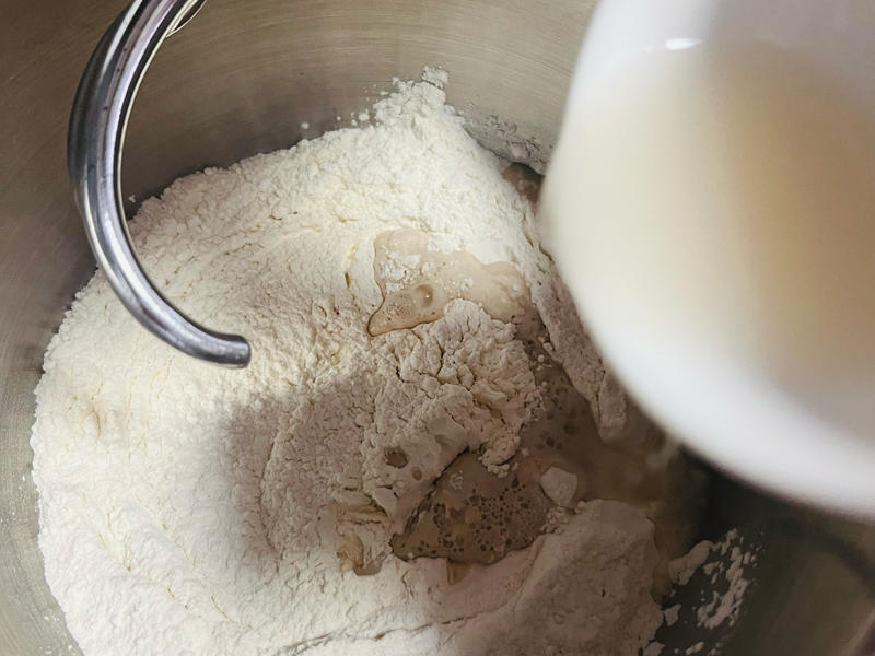 纯奶手撕吐司的做法 步骤1