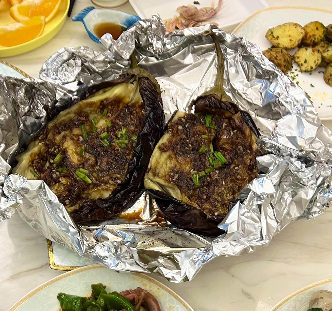 CC招牌菜销魂烤茄子，百吃不厌！