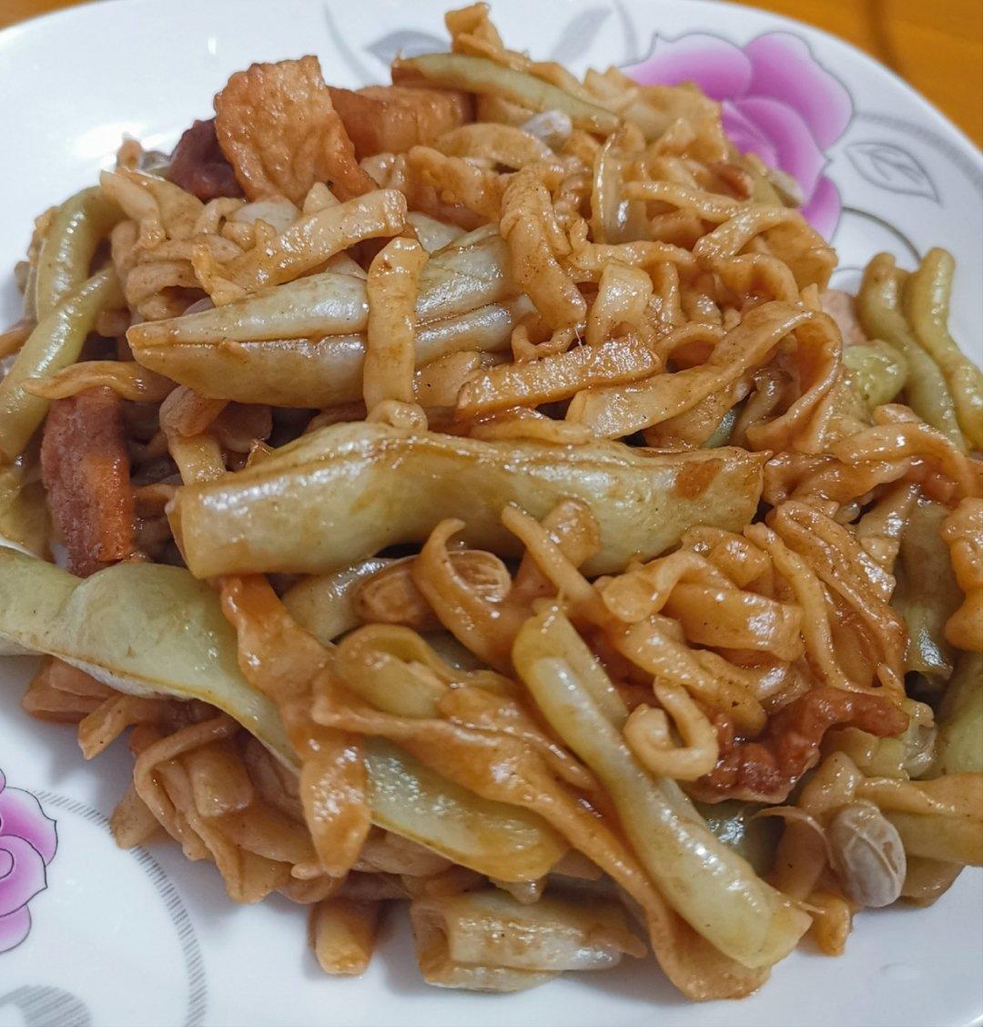 芸豆焖面（附万能的腌肉不老的办法）