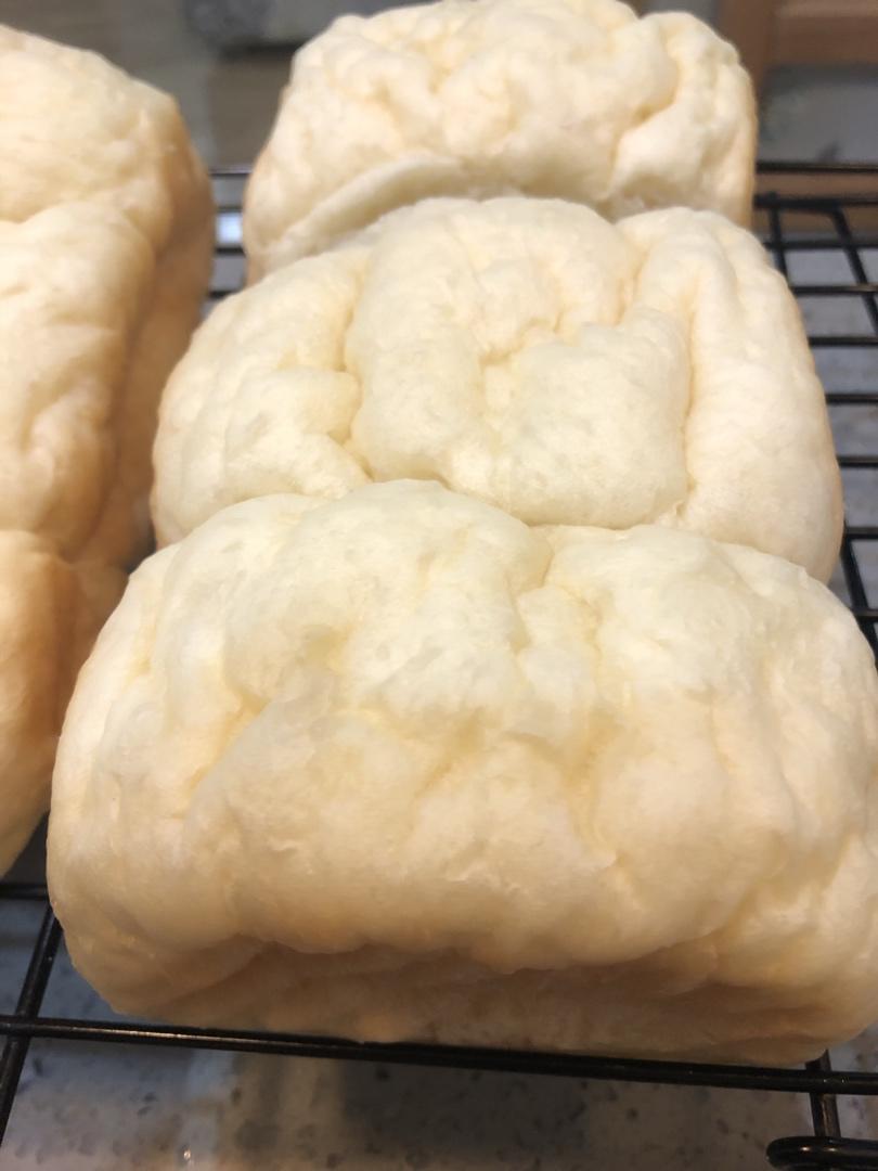 日式生吐司，软到不行，太好吃了😋