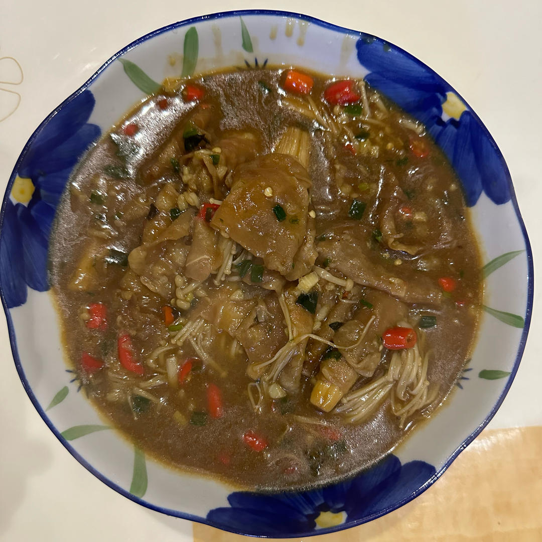 好吃到舔盘的肥牛金针菇卷