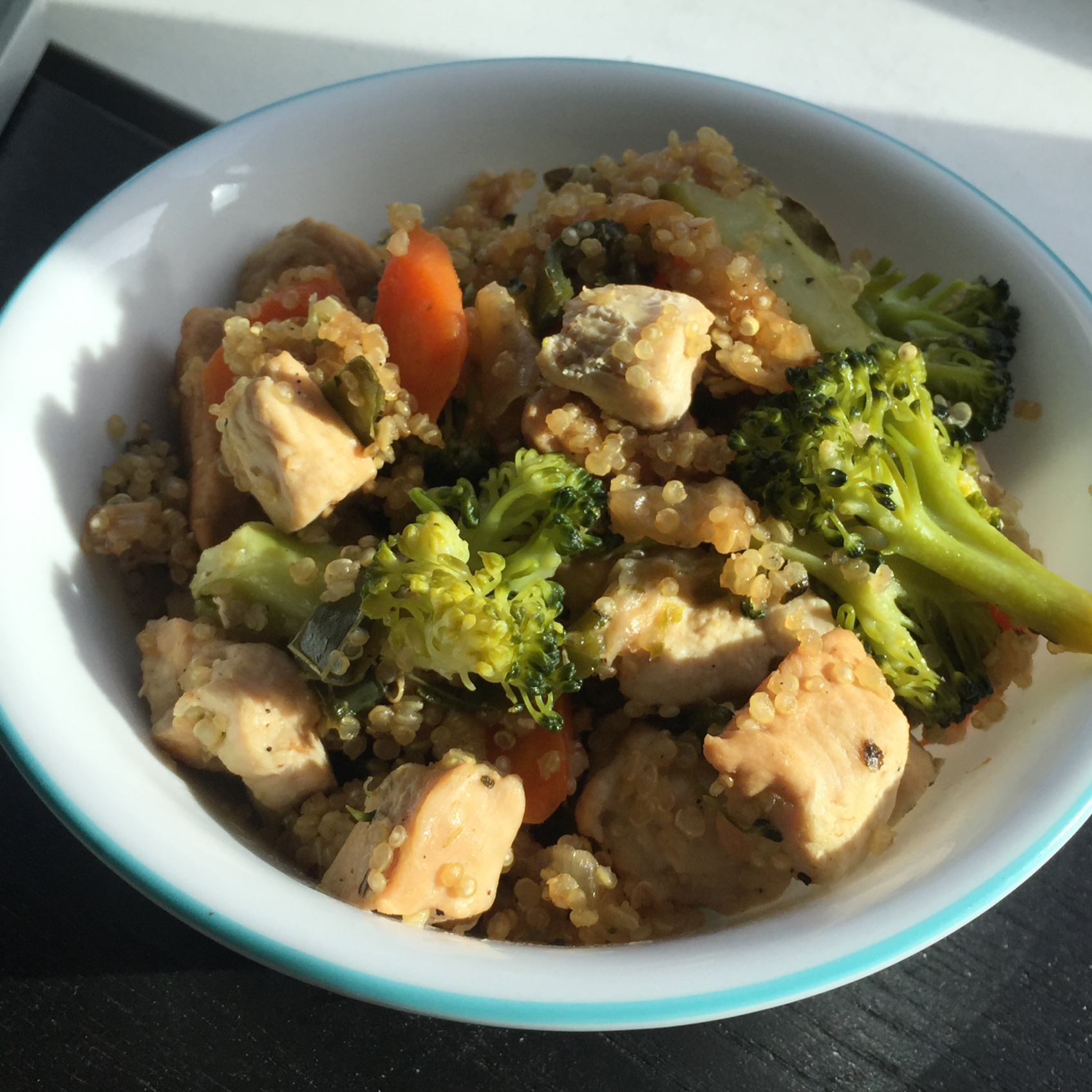 藜麦鸡肉时蔬煮锅（chicken ＆Garden Veggies Guinoa Skillet)