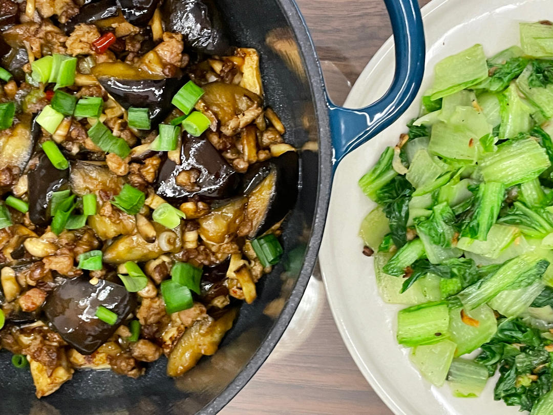 厨师长教你：“豆腐茄子煲”的家常做法，咸香入味，简单易学
