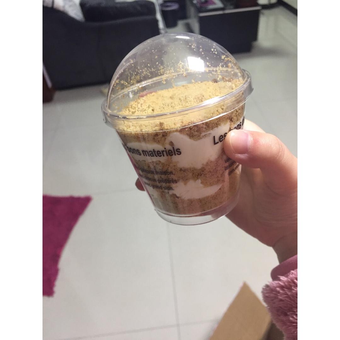 简单的木糠杯
