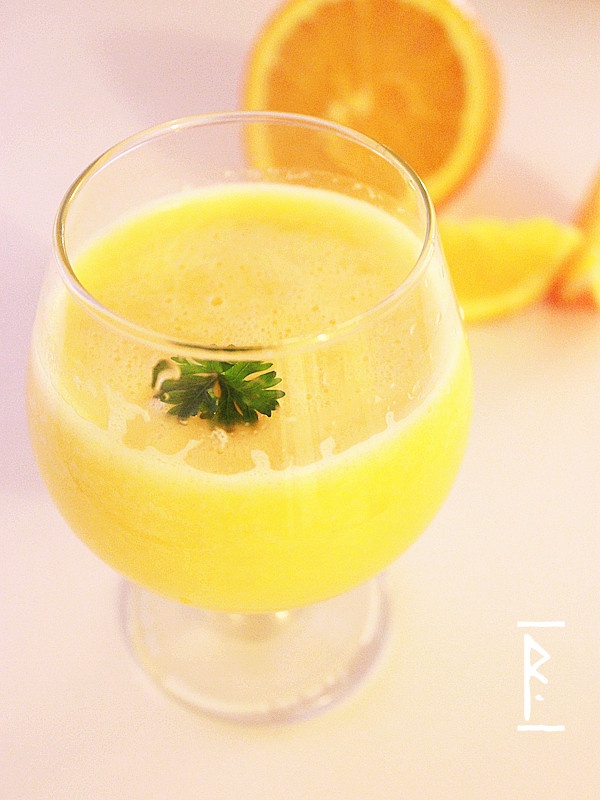 百分百鲜榨橙汁