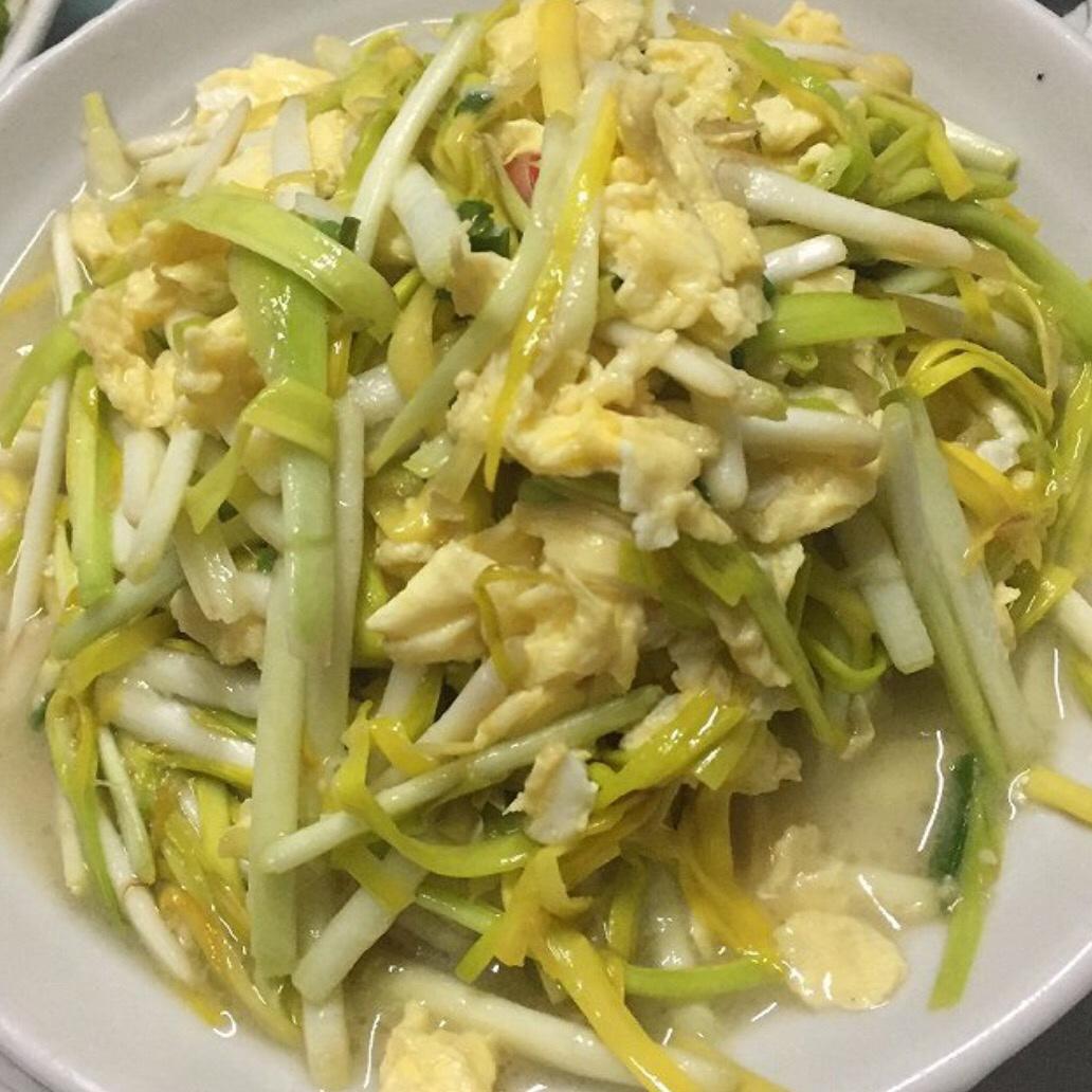 韭黄炒鸡蛋