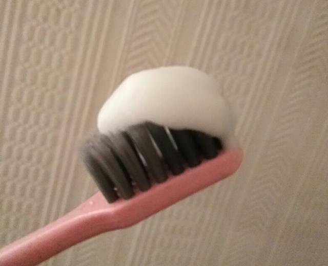 自制牙膏的做法