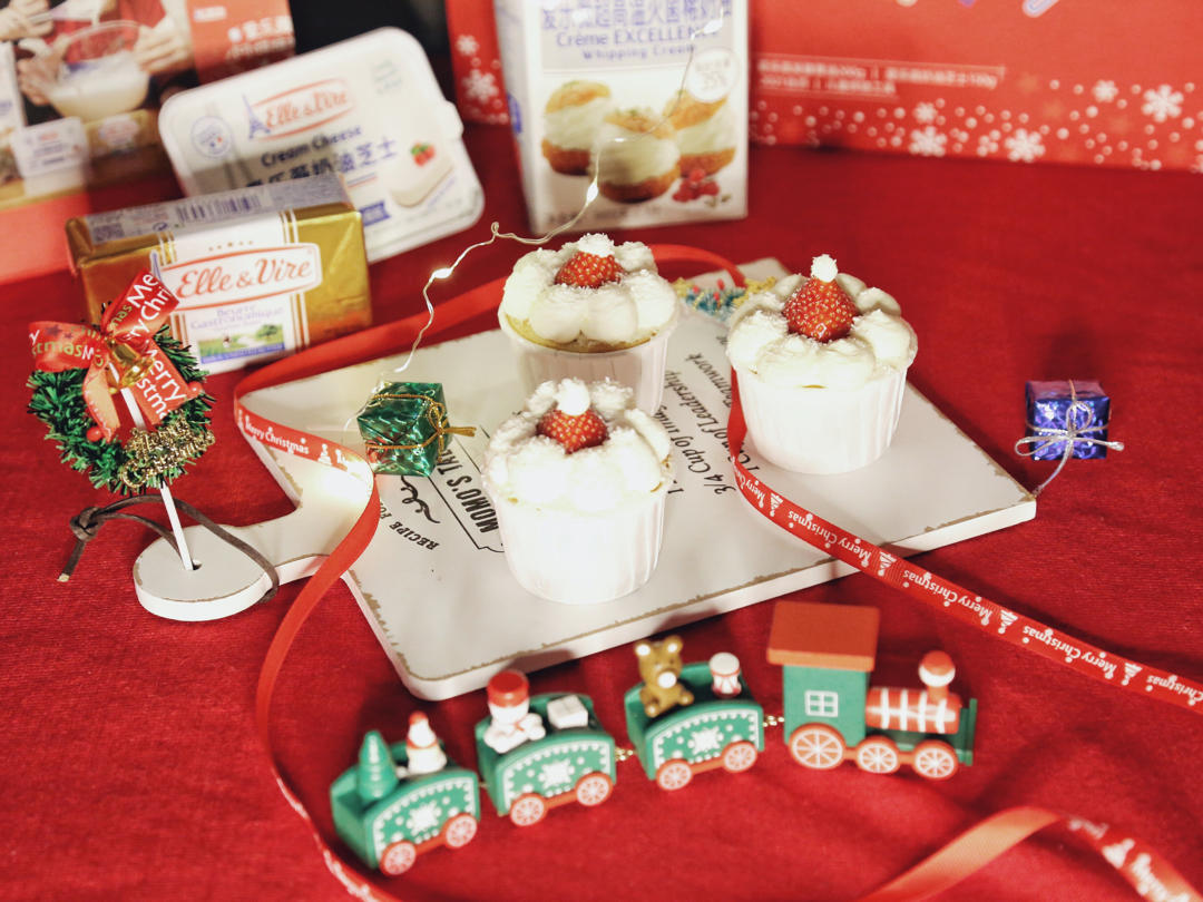 经典圣诞纸杯蛋糕，有爱的圣诞礼盒