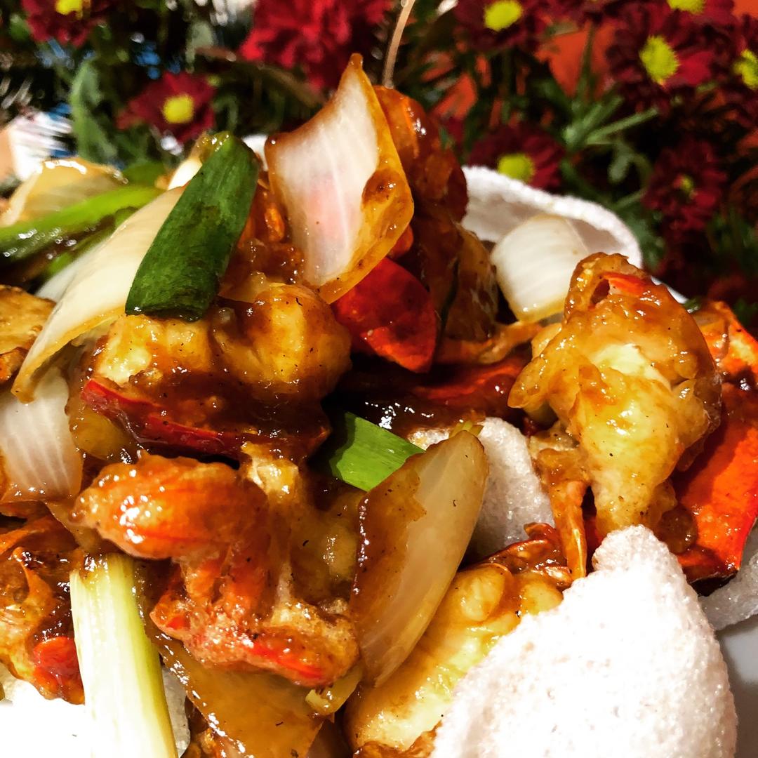 葱姜龙虾（附详细的拆解龙虾技巧，附精确地调料用量）