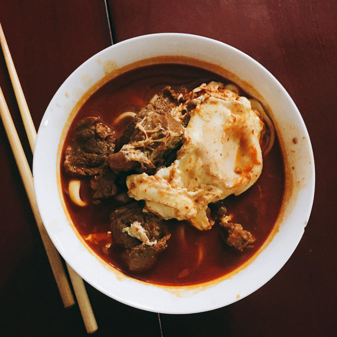 台湾眷村麻辣牛肉面