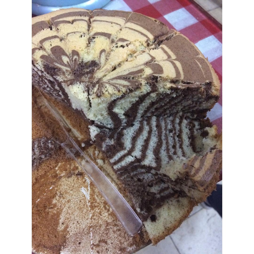 双色拉花戚风蛋糕