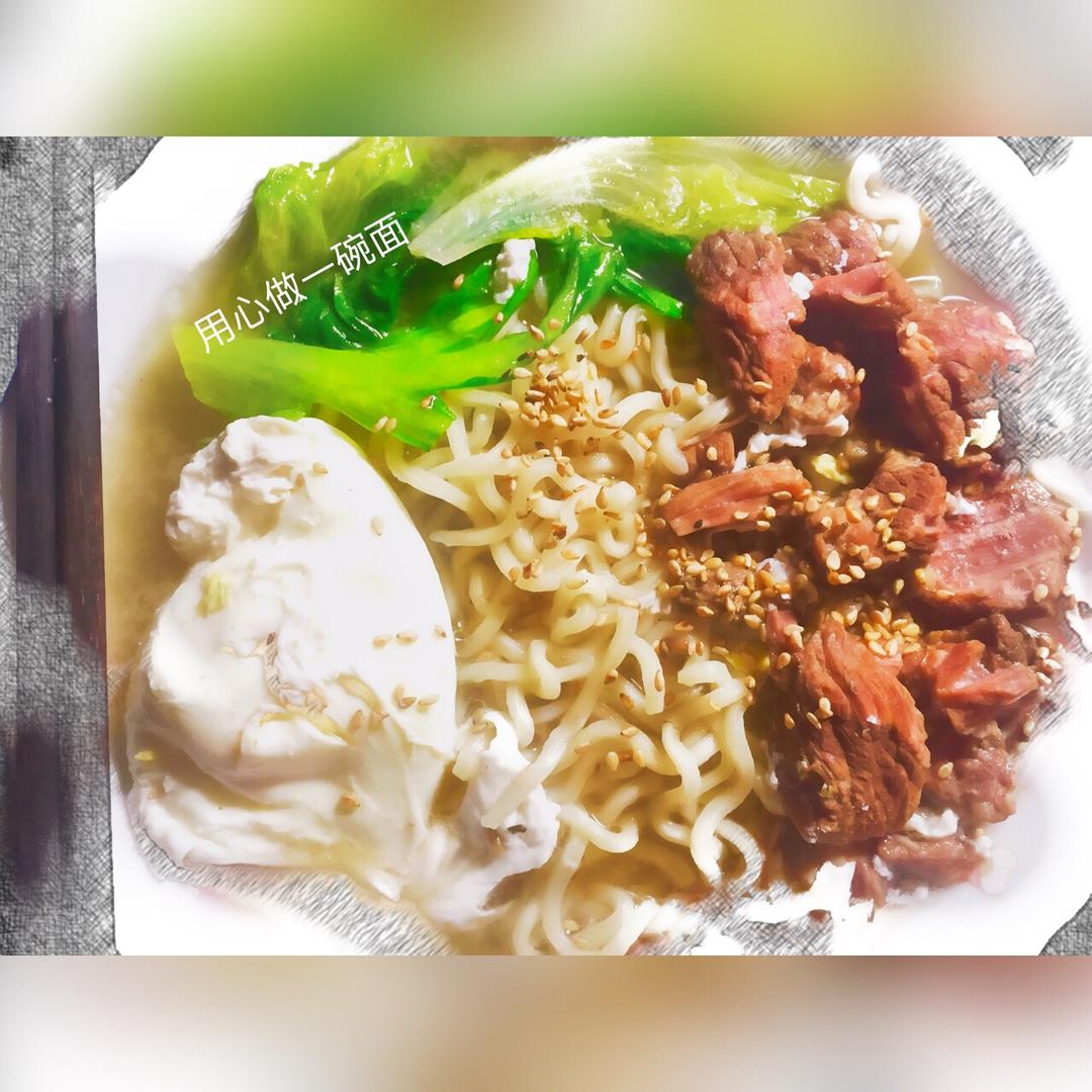 满足食欲的深夜秘密 森系浓香泡面