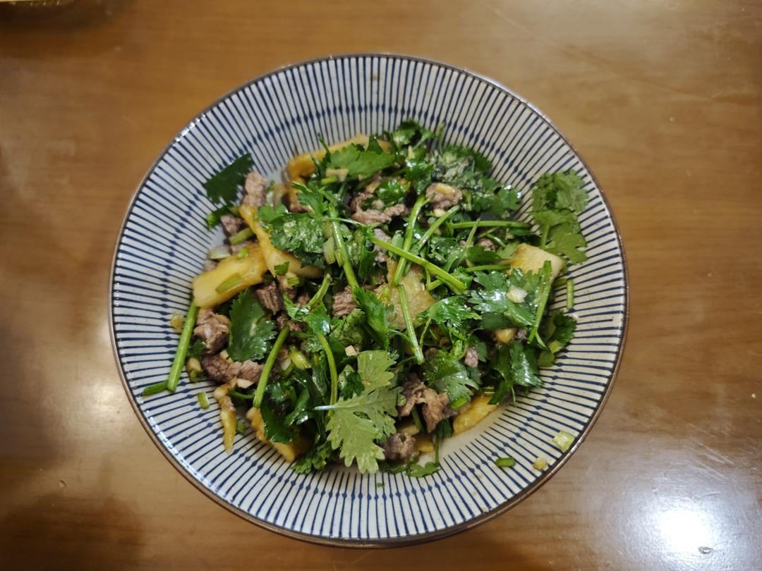 香菜菠蘿拌牛肉