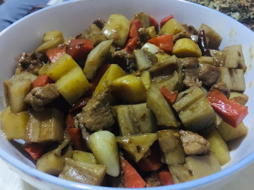 超级超级下饭的酱炖土豆藕
