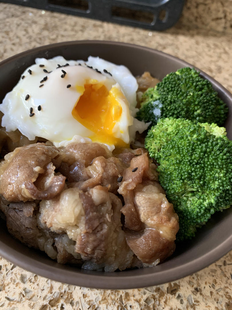 肥牛饭