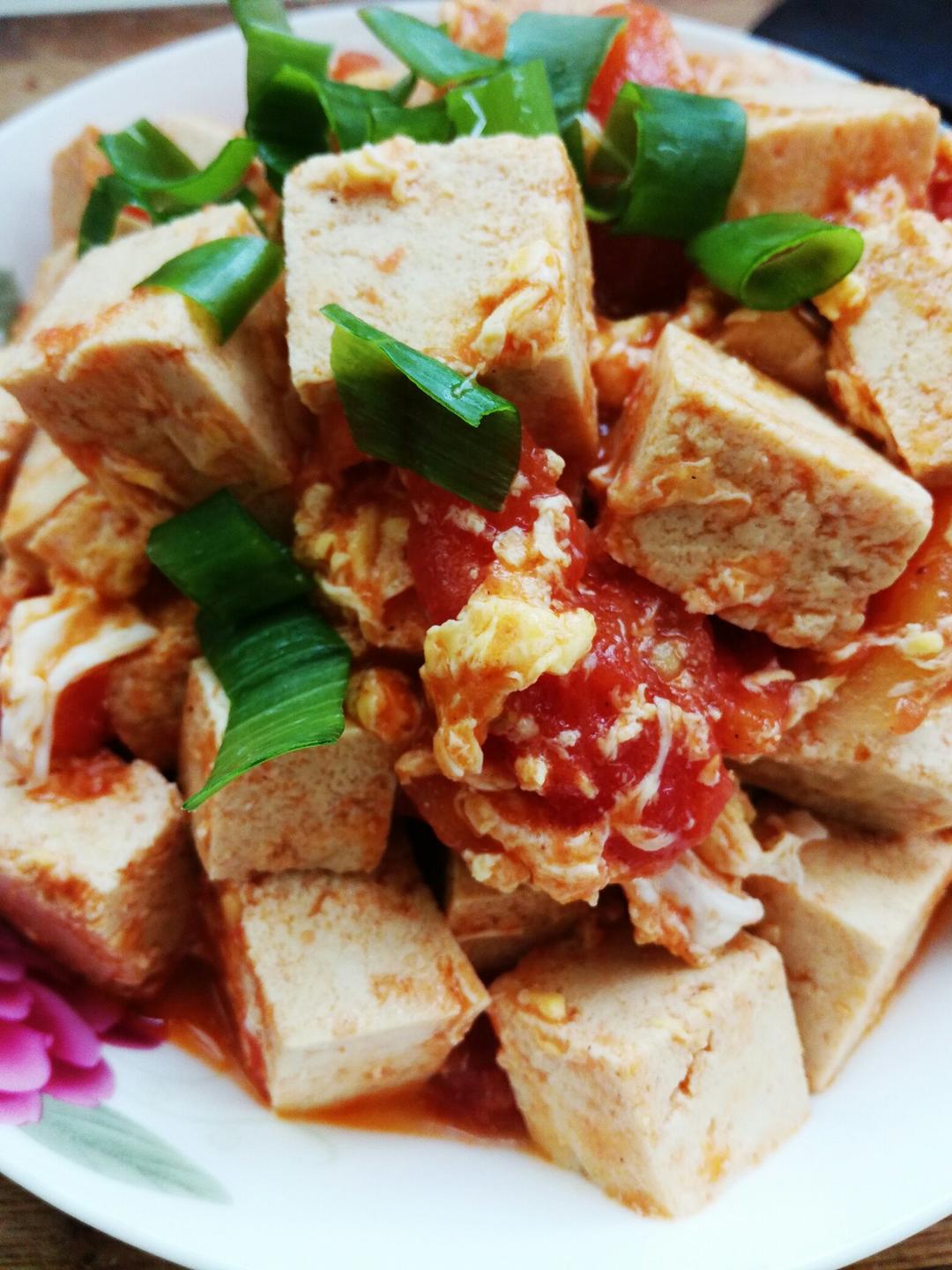 一半清欢做的西红柿烧冻豆腐