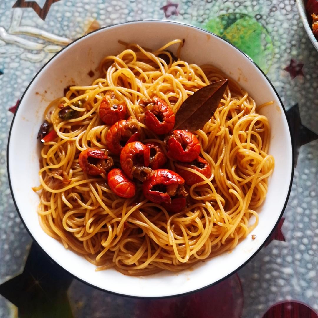 麻辣小龙虾烩意面
